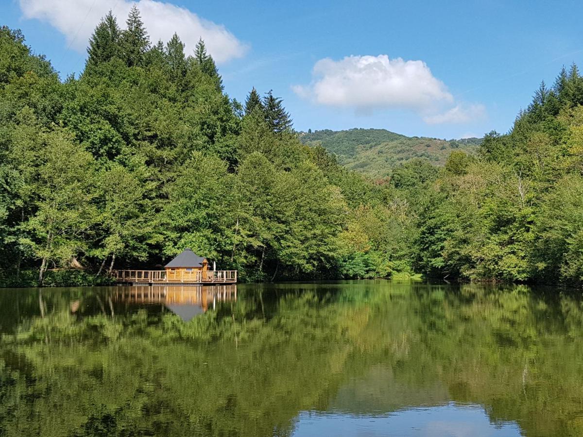 Les cabanes du Duzou Conques-en-Rouergue Extérieur photo