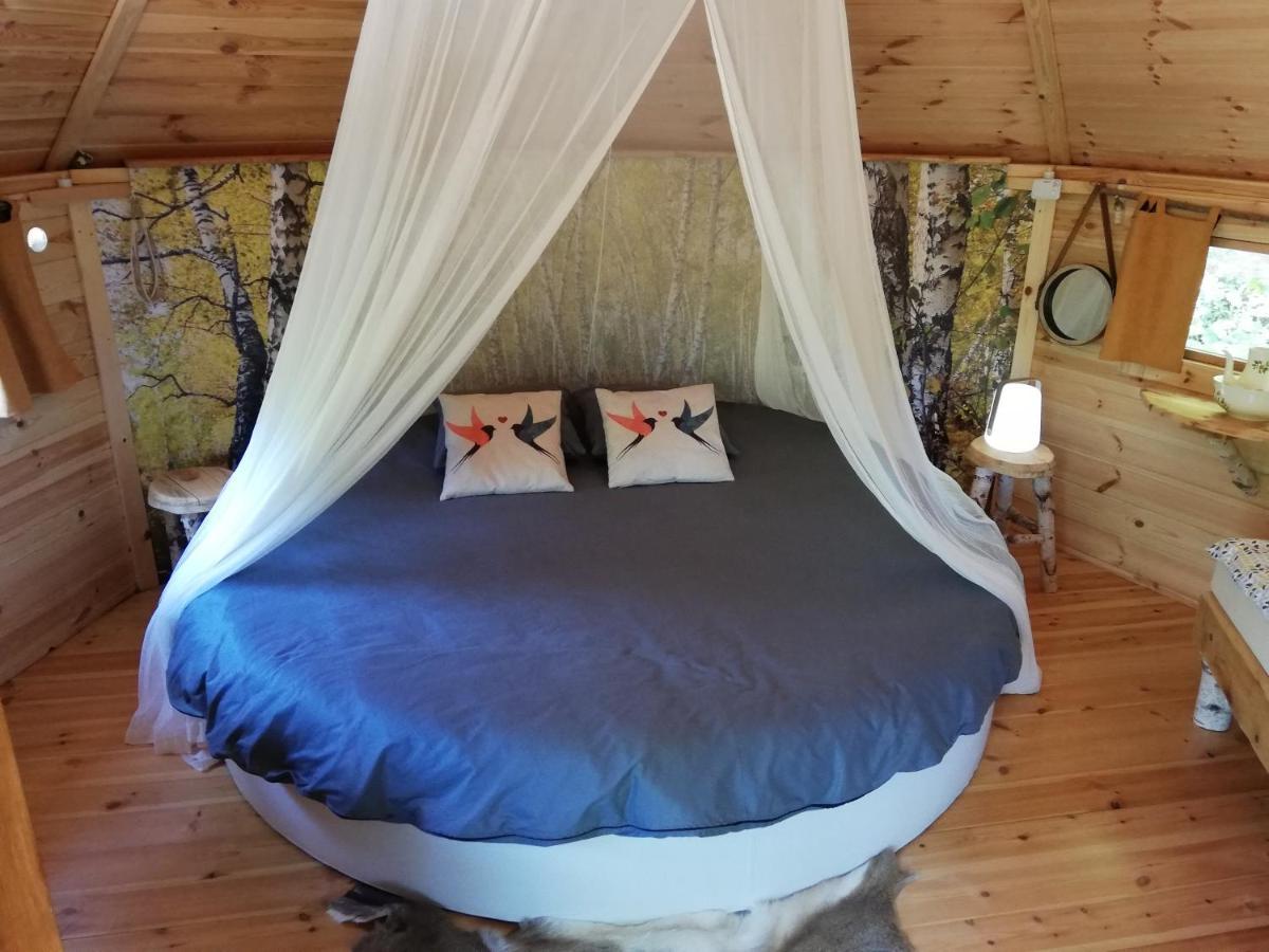 Les cabanes du Duzou Conques-en-Rouergue Extérieur photo
